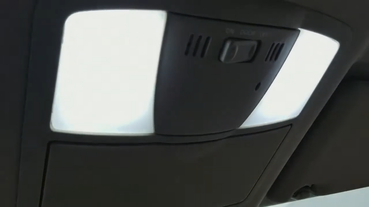 2015 Nissan Rogue Select 168 map light