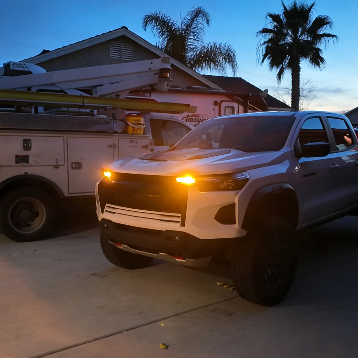2023-2026 Chevrolet Colorado 7443 front turn signal lights
