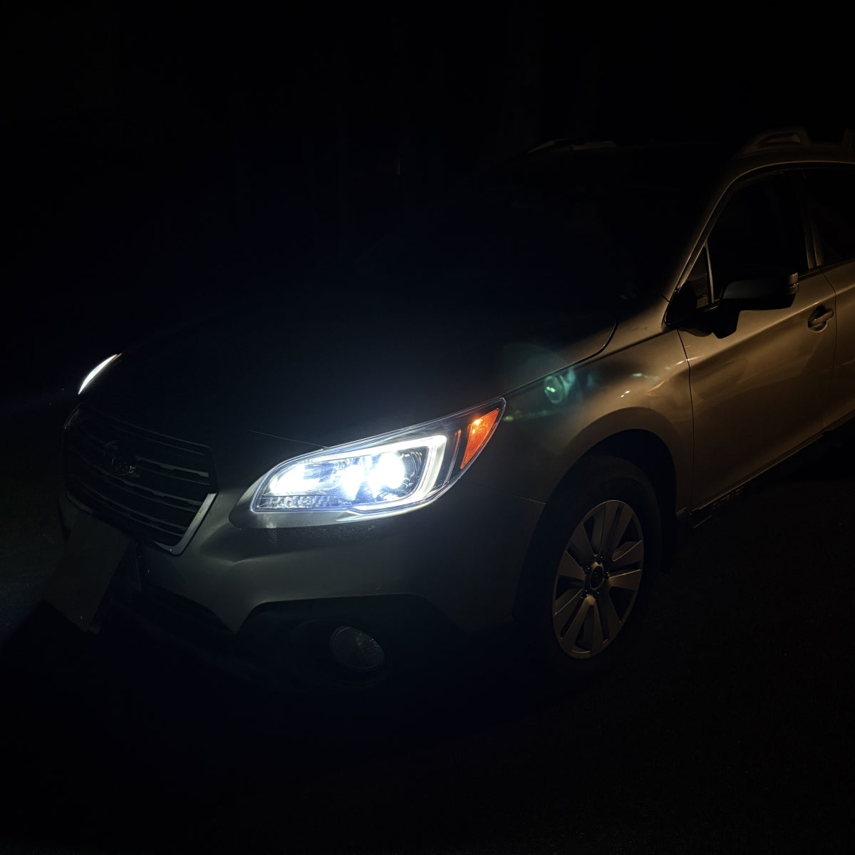 2015 Subaru Outback Premium H11 LED low beam