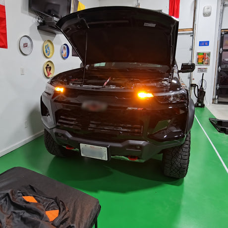 2023-2026 Chevrolet Colorado 7443 front turn signal lights
