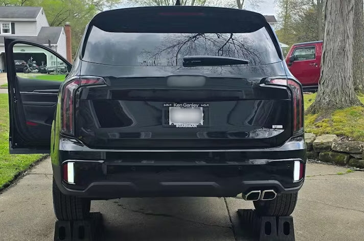 2024 Kia Telluride 1156 backup light